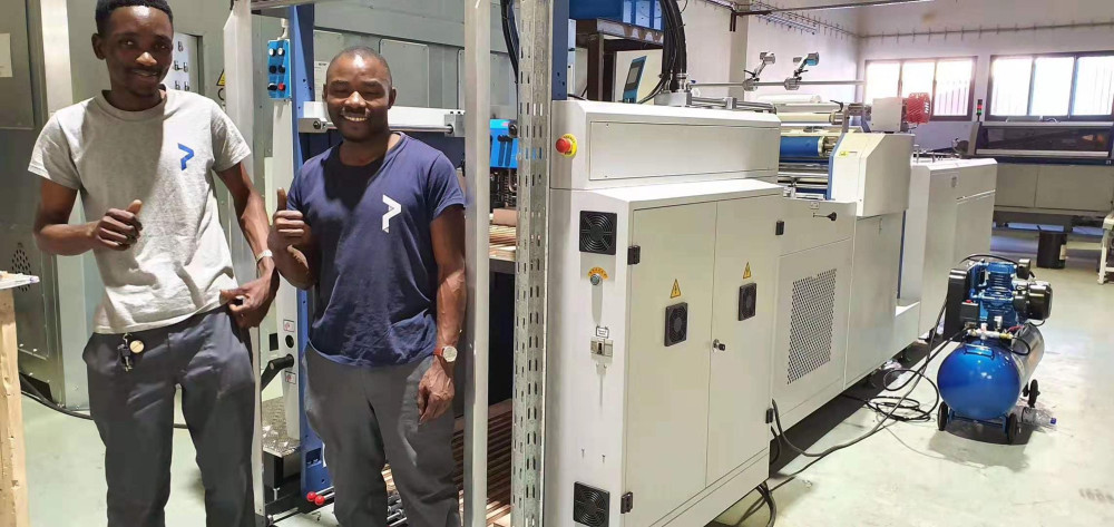 Excell SW560 - Laminadora Térmica BOPP Automática