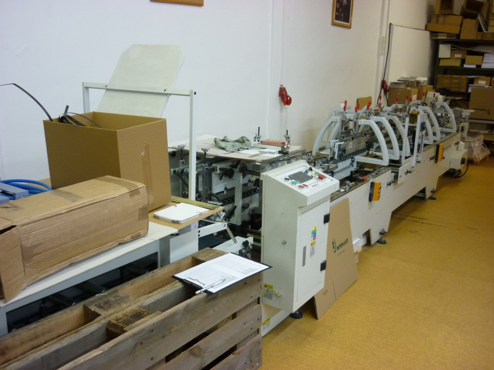 Diamond BFT - Dobradeira-Coladeira com Cola Lateral, Pre-Vinco e Fundo Automático