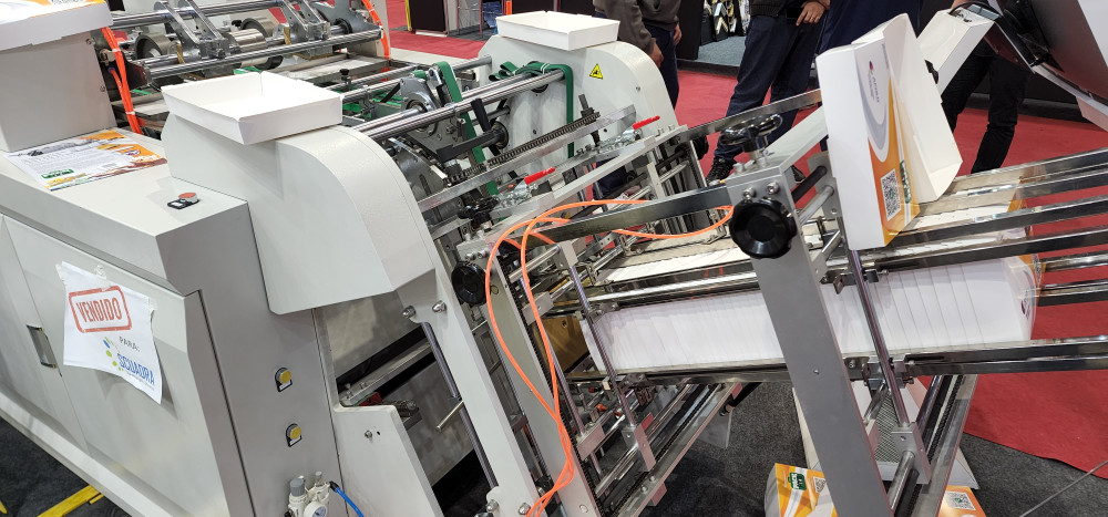 Apolo - PackFood - Máquinas de Embalagens para Fast Food - Copos, caixas, tampas, pratos... de papel