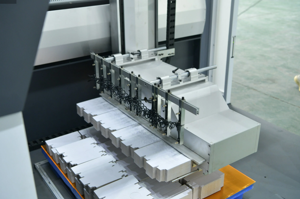 EasyCut Blank 1020 - Destacador Automático de Aparas